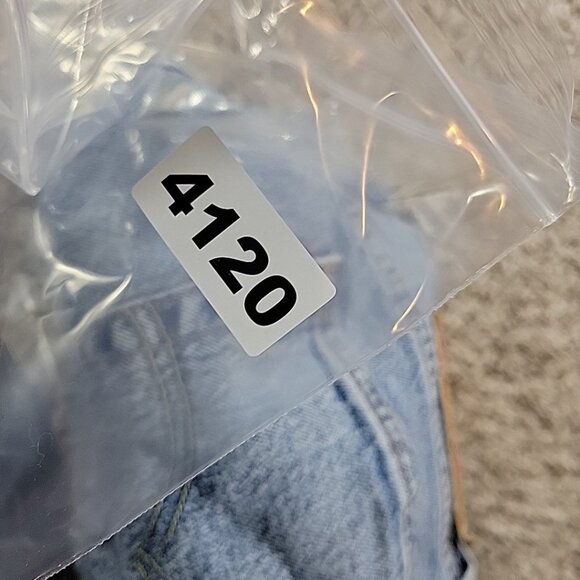 Levi’s 501 Denim Shorts Mens 30 Distressed Cutoff Raw Hem Ripped 5" Inseam - Picture 7 of 7